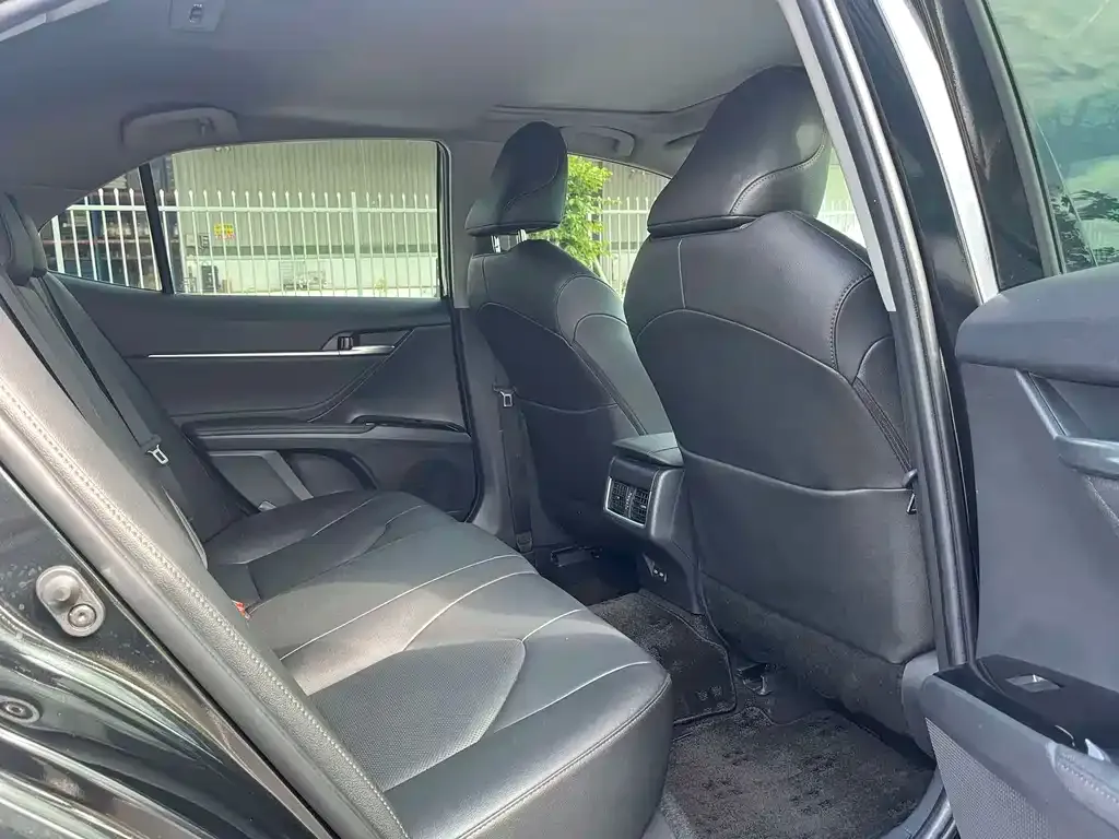 Toyota Camry 2022 из CN, фото 3