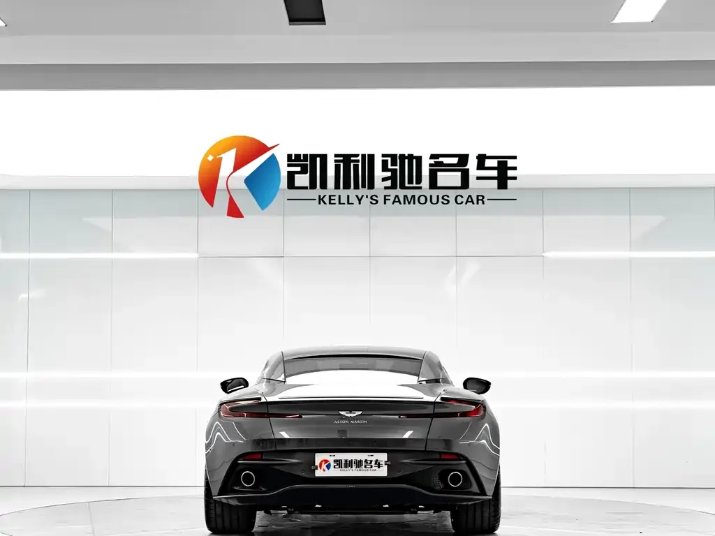 Aston Martin DB11 2022 из CN, фото 8