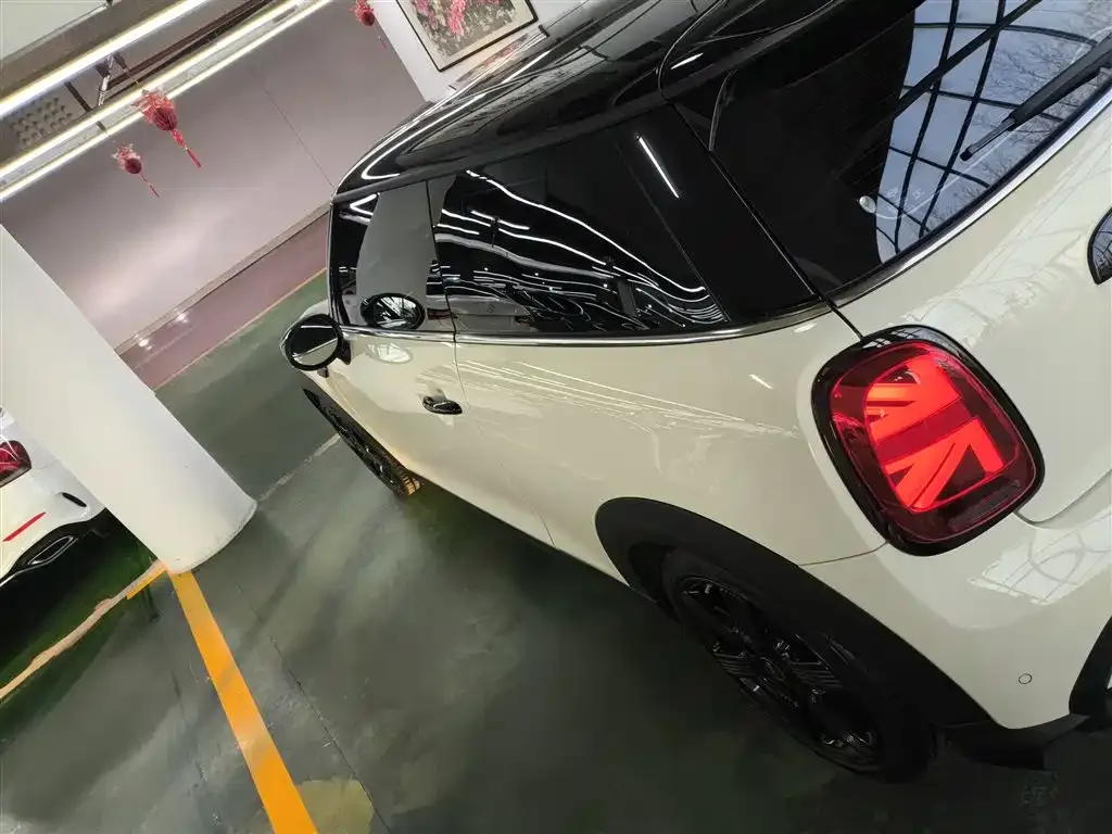 MINI Cooper (3-door) 2022 из CN, фото 2