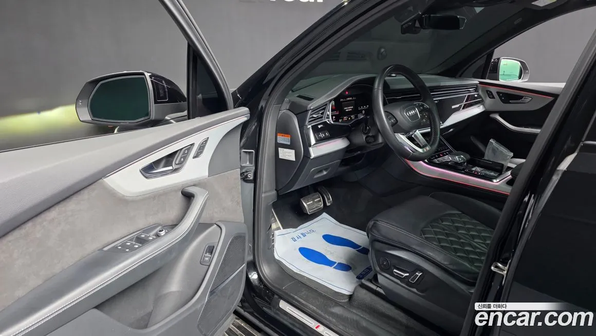 Audi Q7 2022 из KR, фото 9