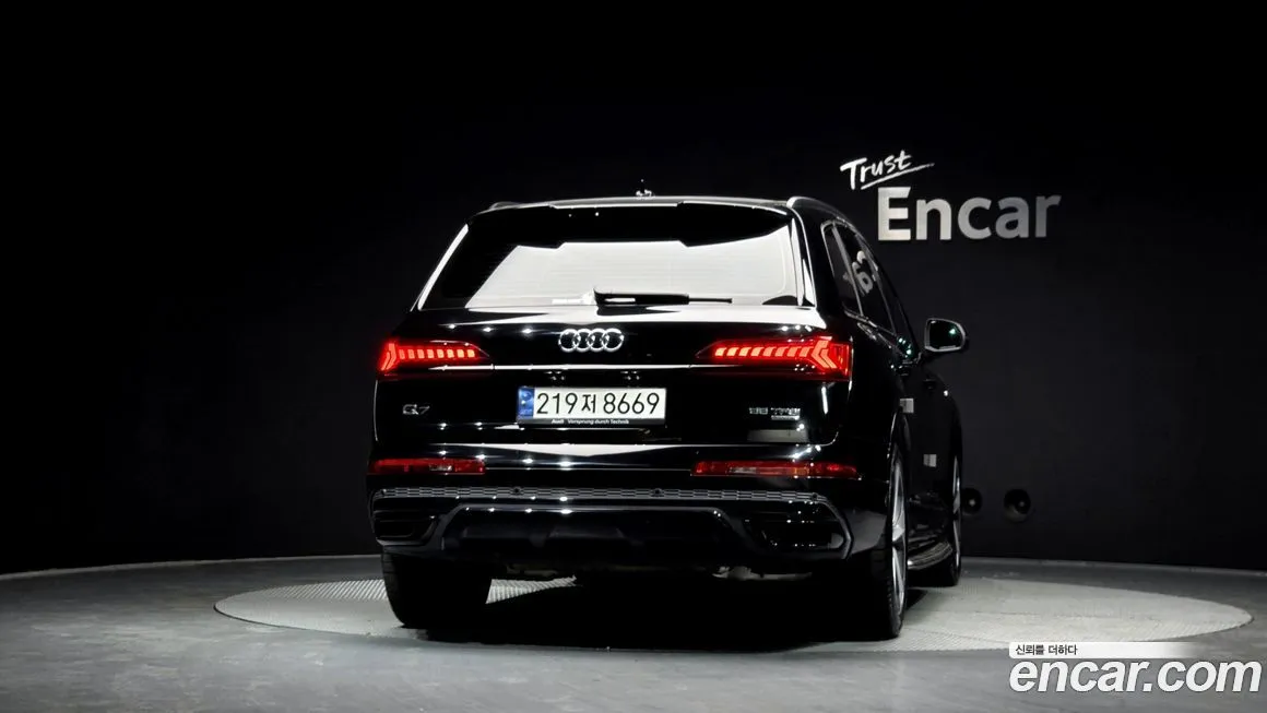 Audi Q7 2022 из KR, фото 3