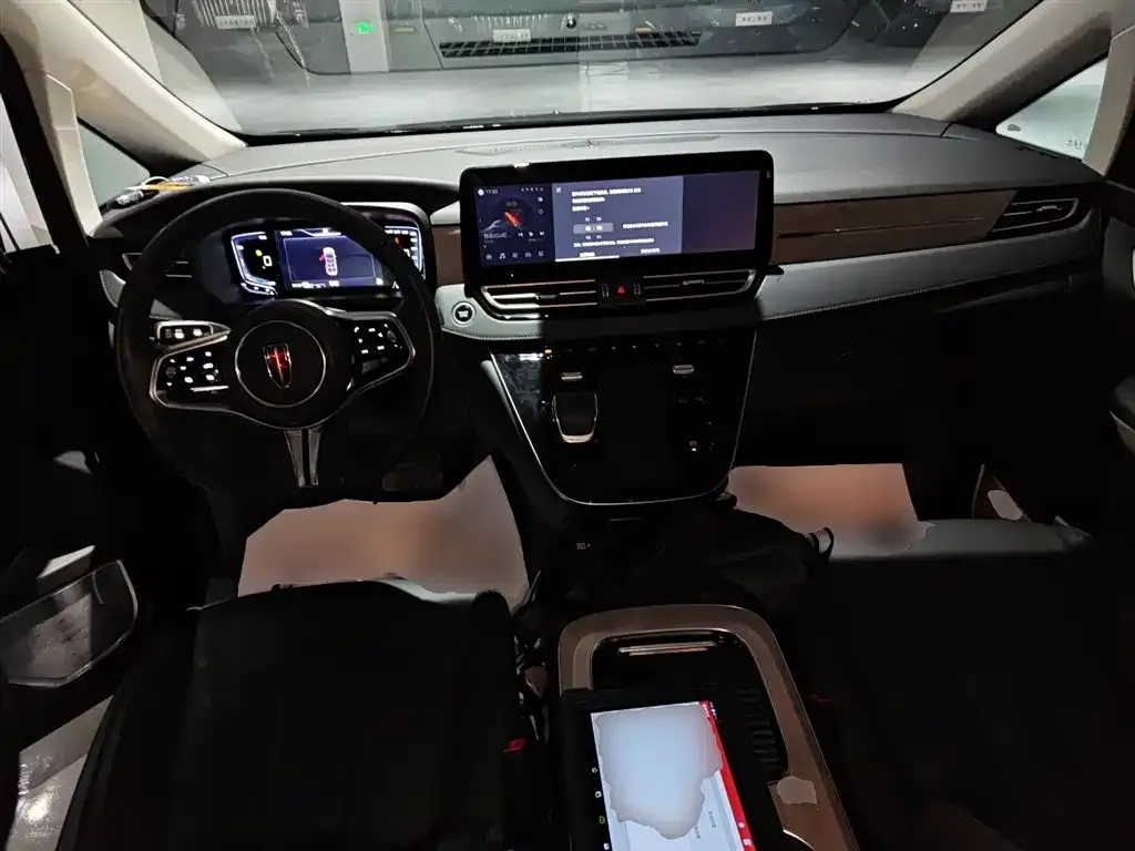 Hongqi HQ9 PHEV 2024 из CN, фото 6