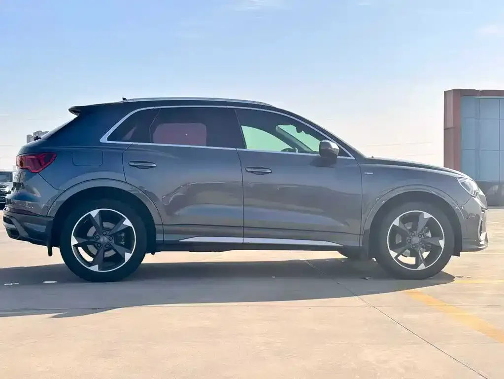 Audi Q3 2022 из CN, фото 3