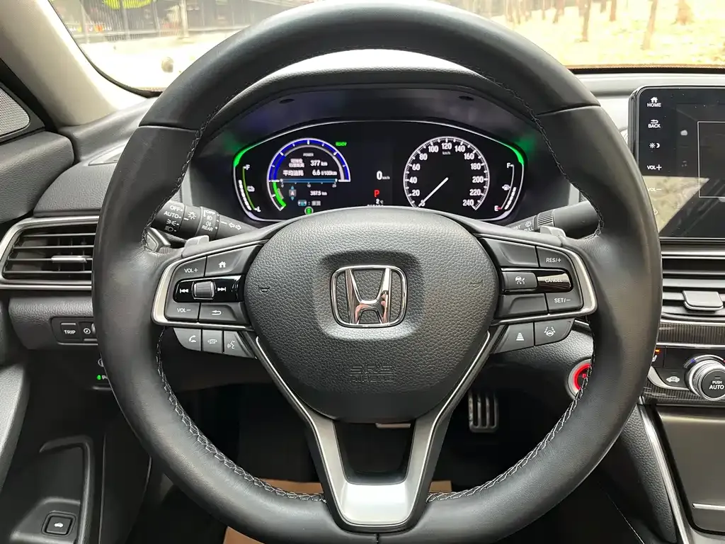 Honda Accord — фото 4