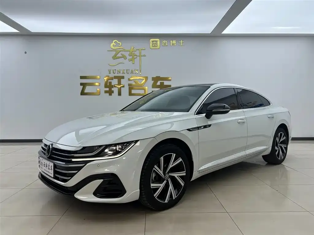 Volkswagen CC 2024 из CN, фото 1