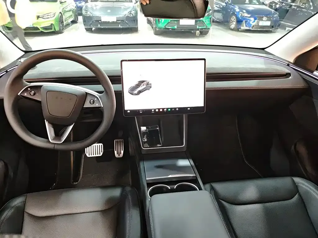 Tesla Model Y 2025 из CN, фото 7