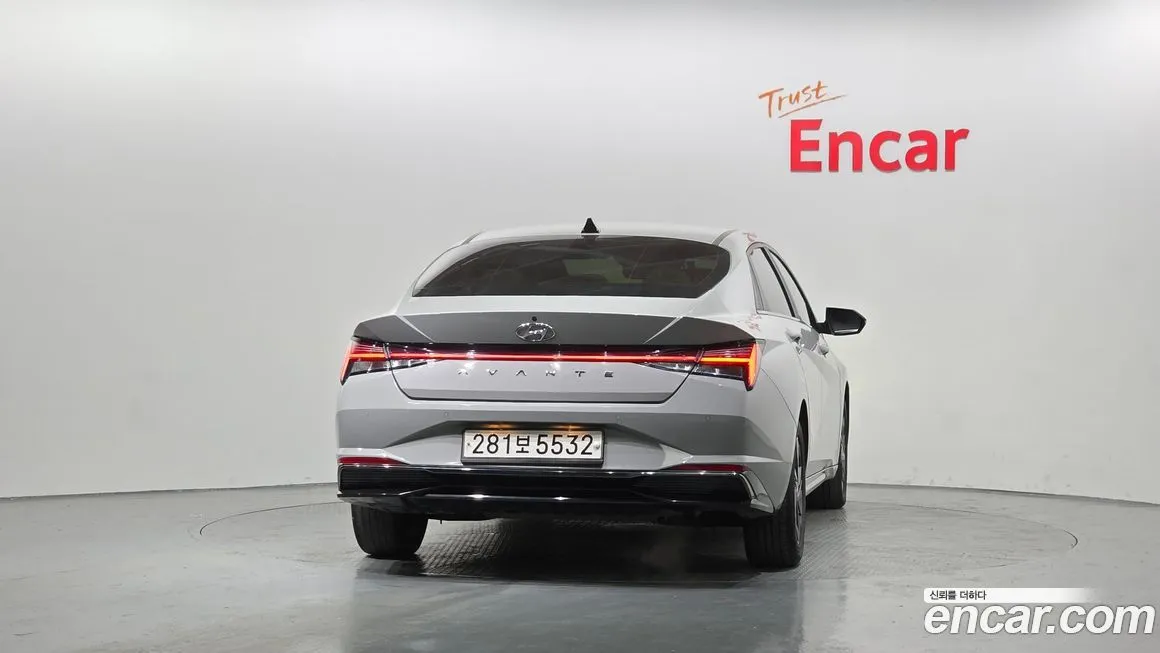 Hyundai AVANTE 2021 из KR, фото 2