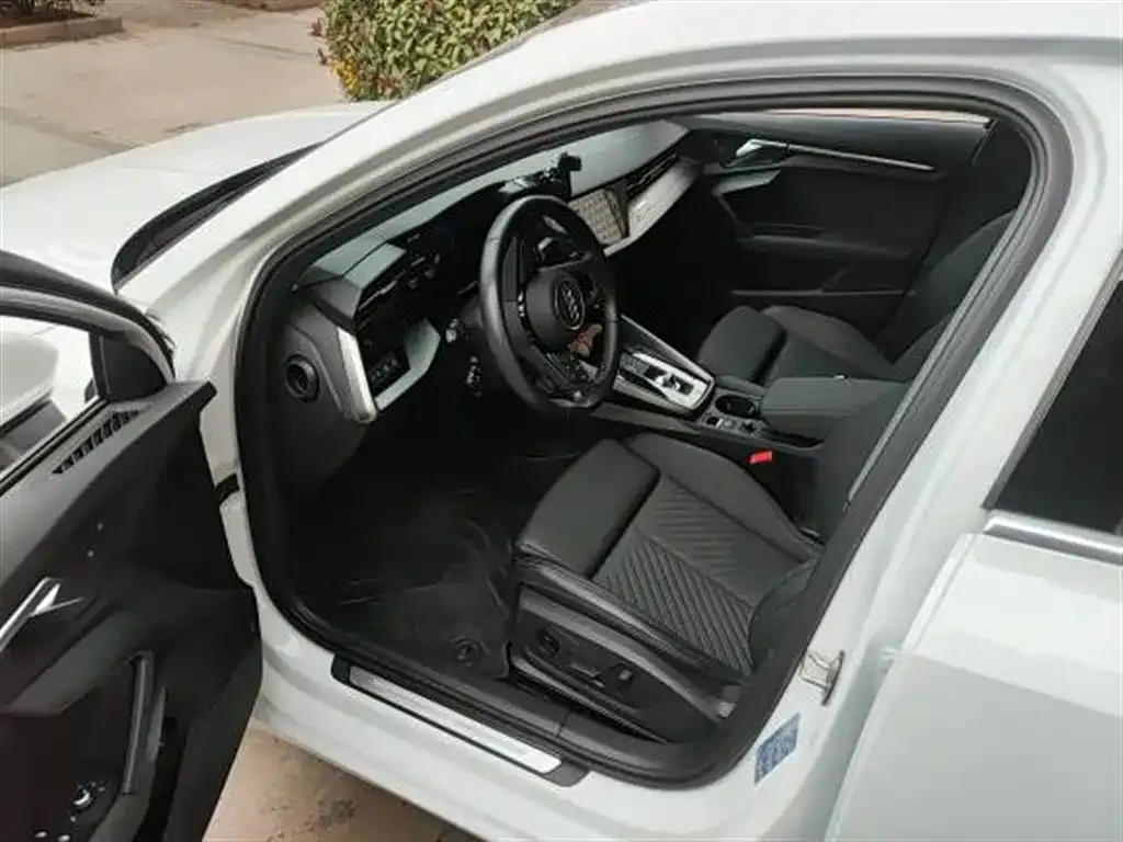 Audi A3 2022 из CN, фото 8