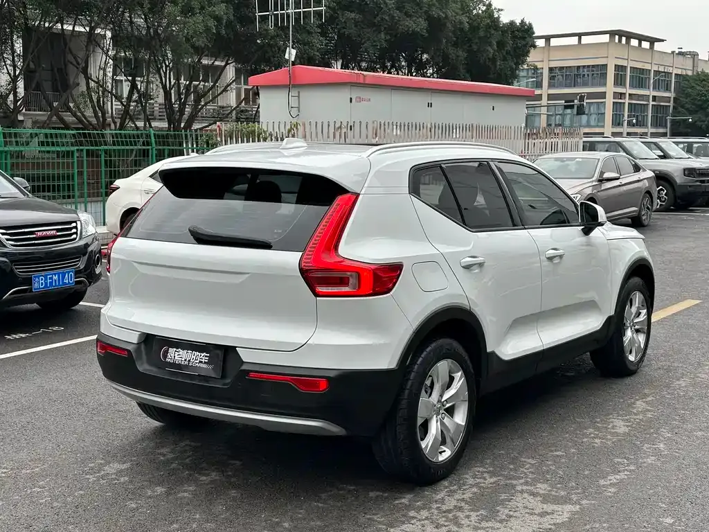 Volvo XC40 2022 из CN, фото 7