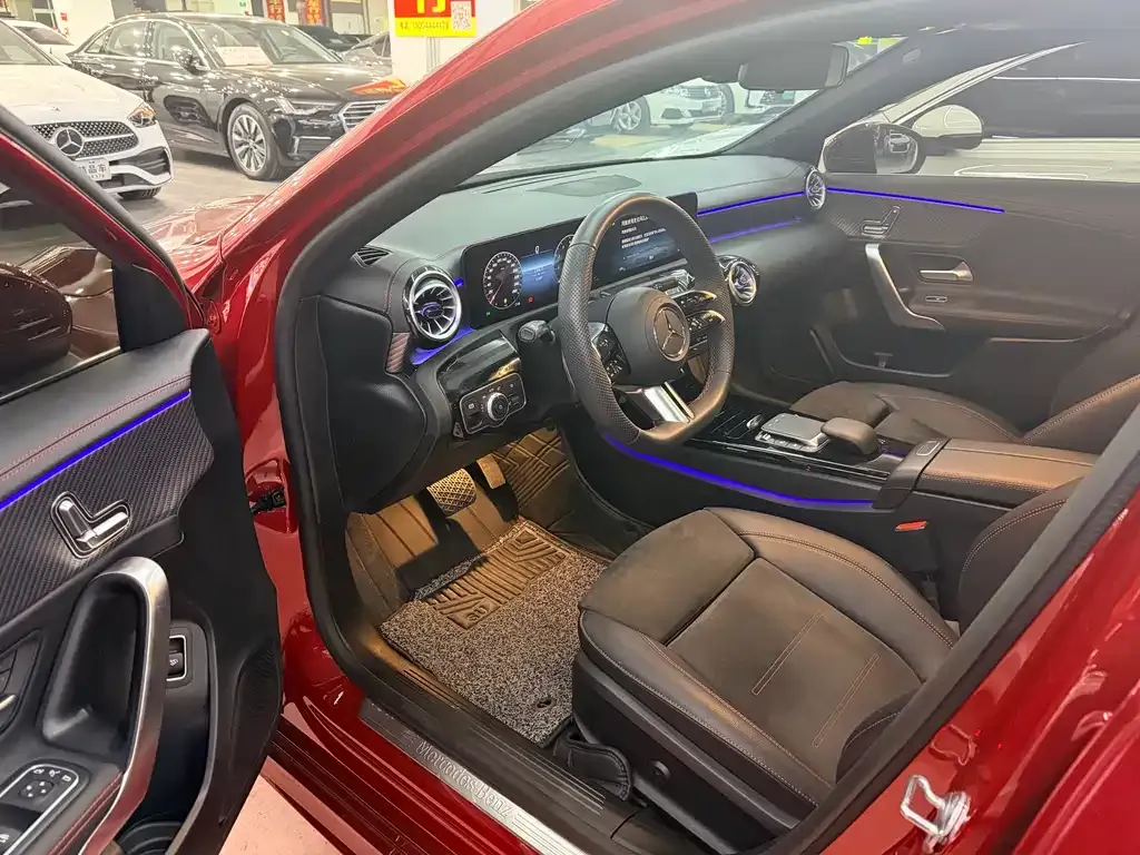 Mercedes-Benz A-Class 2023 из CN, фото 9