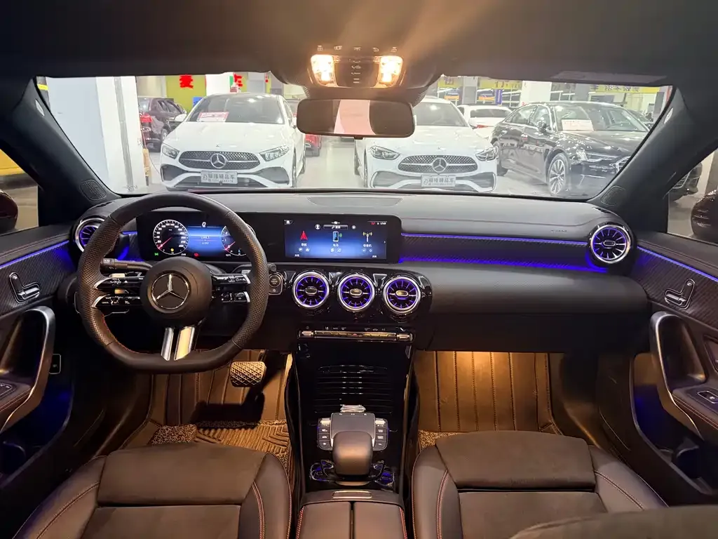 Mercedes-Benz A-Class 2023 из CN, фото 4