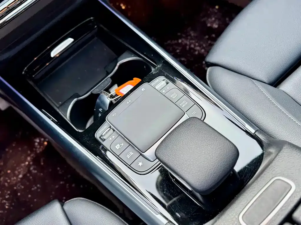 Mercedes-Benz GLA — фото 3