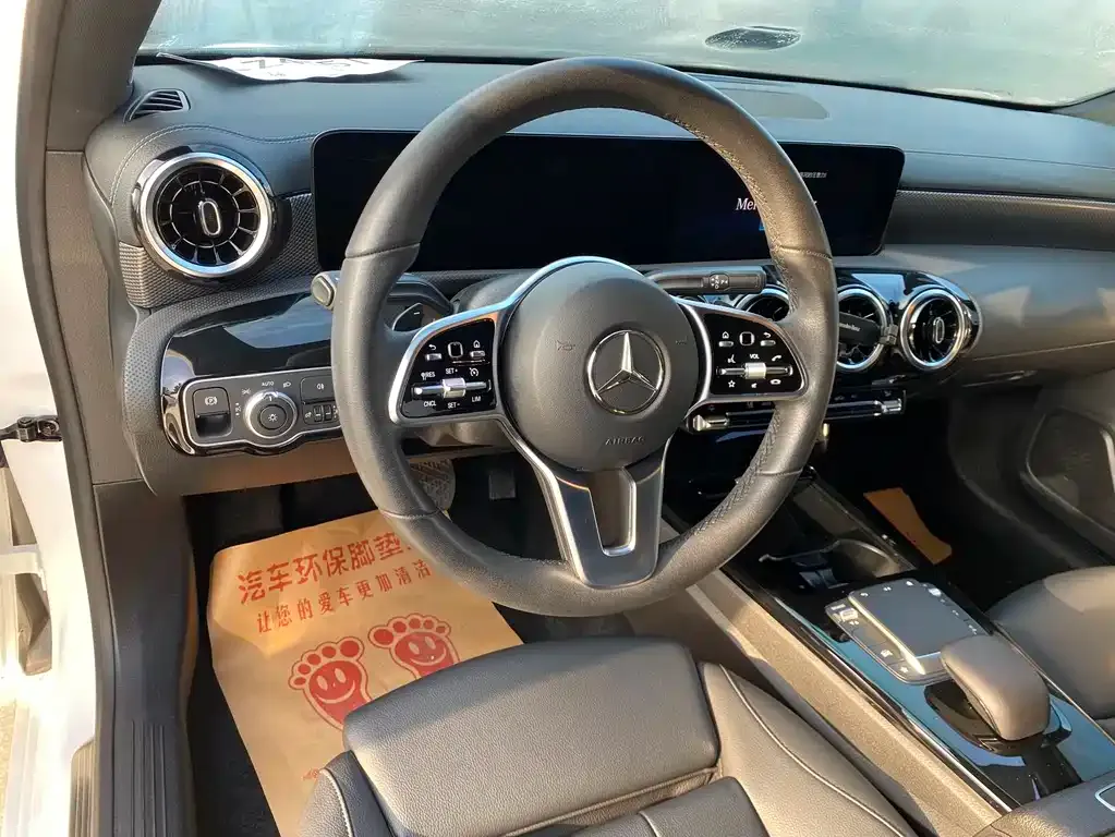 Mercedes-Benz A-Class 2023 из CN, фото 3