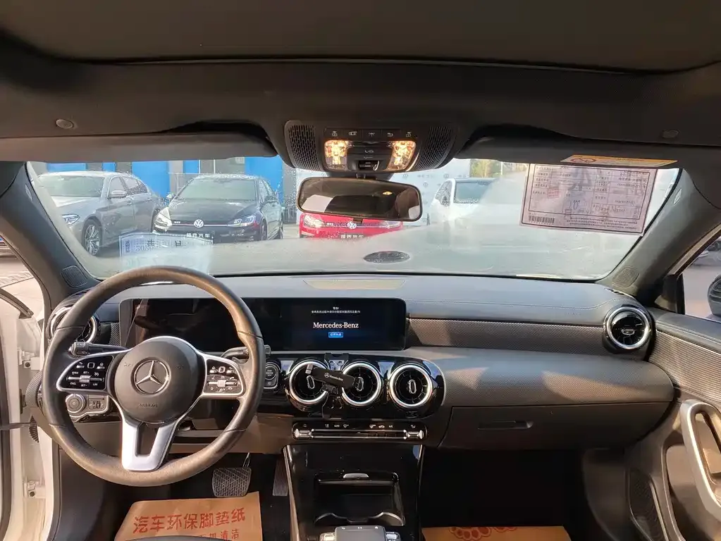 Mercedes-Benz A-Class 2023 из CN, фото 4