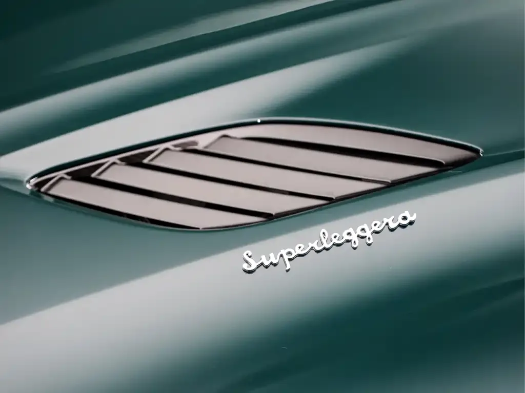 Aston Martin DBS 2021 из CN, фото 3