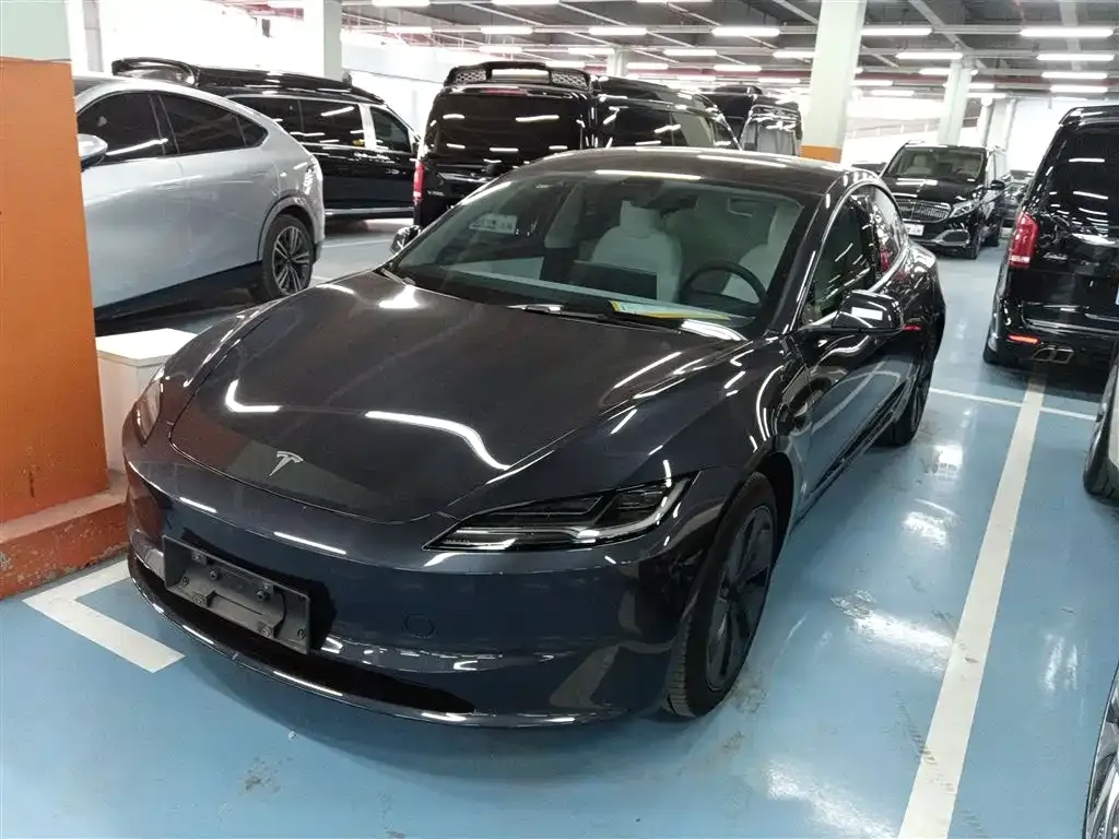 Tesla Model 3 2024 из CN, фото 3