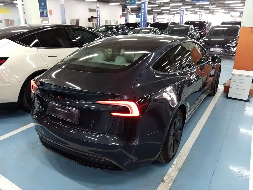 Tesla Model 3 2024 из CN, фото 10