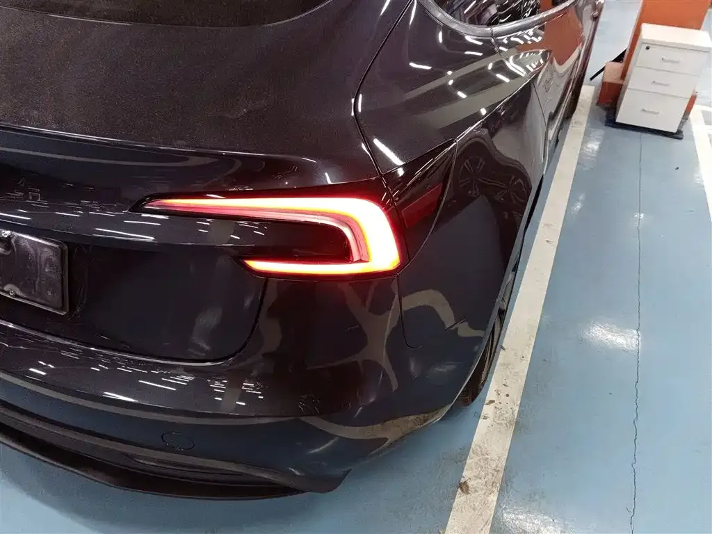 Tesla Model 3 2024 из CN, фото 9