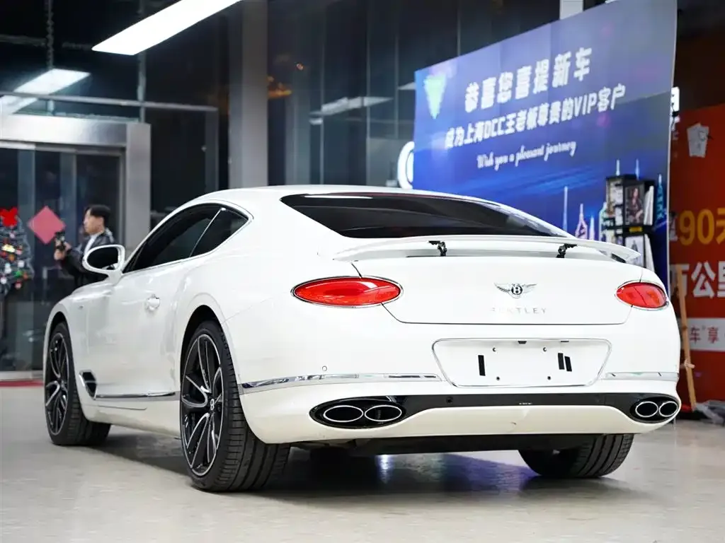 Bentley Continental 2021 из CN, фото 9