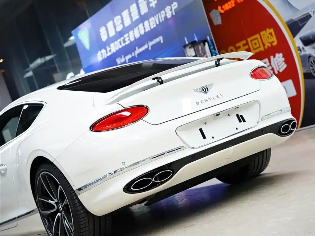 Bentley Continental 2021 из CN, фото 8