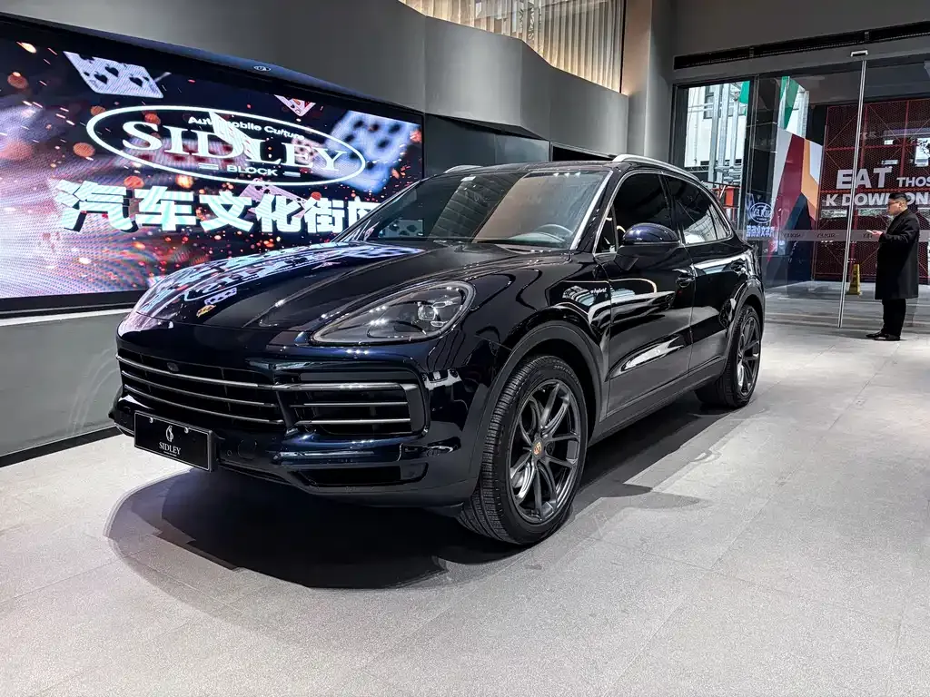 Porsche Cayenne Hybrid 2022 из CN, фото 1