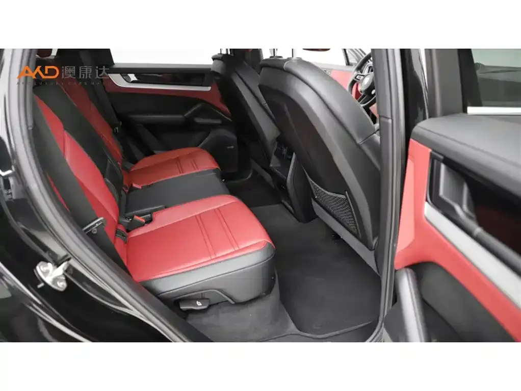 Porsche Cayenne Hybrid 2024 из CN, фото 2