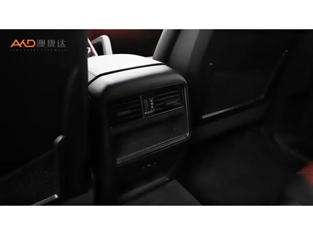Porsche Cayenne Hybrid 2024 из CN, фото 3