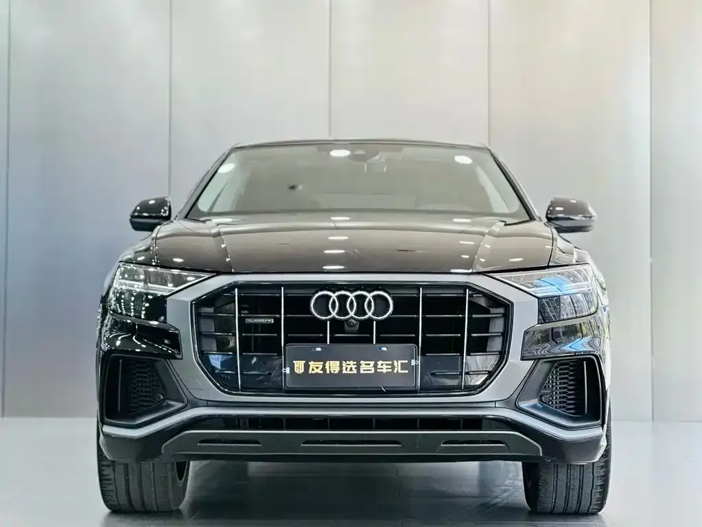 Audi Q8 2021 из CN, фото 9