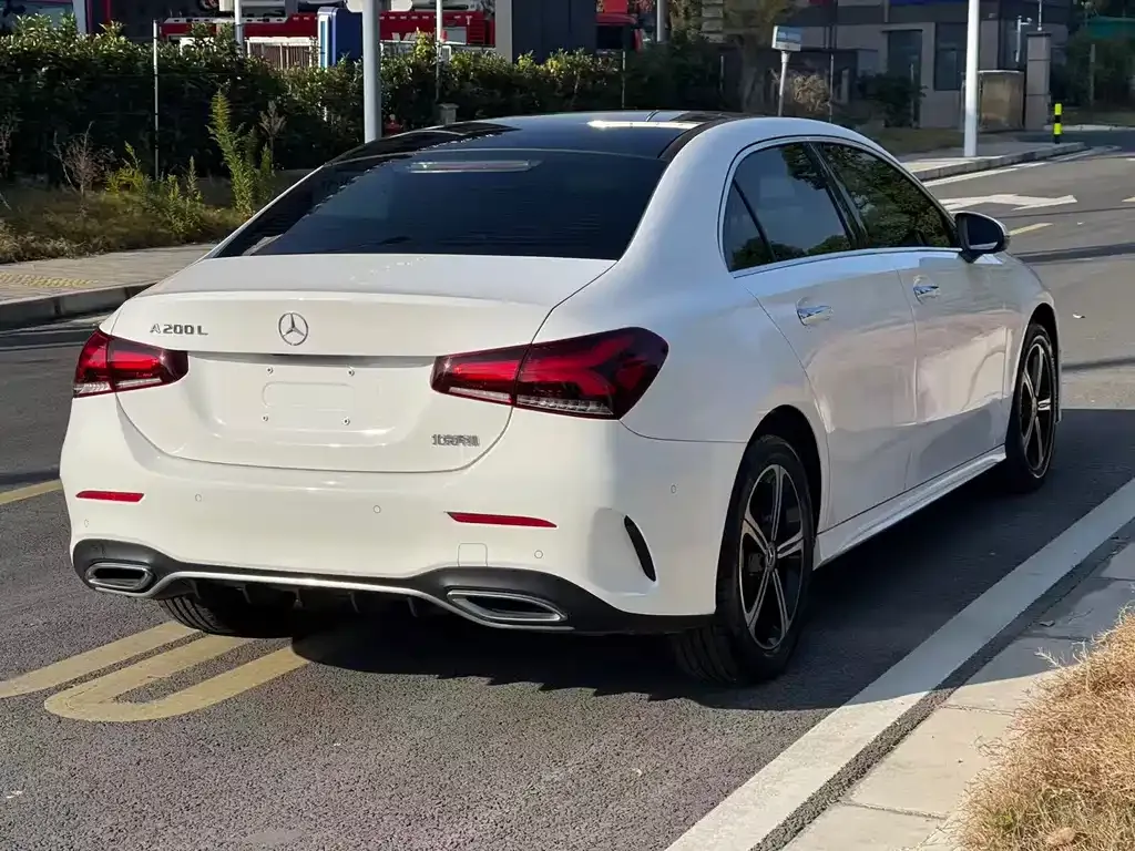 Mercedes-Benz A-Class 2023 из CN, фото 4