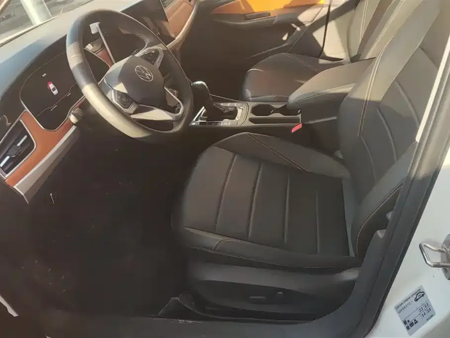 Volkswagen Bora 2023 из CN, фото 4