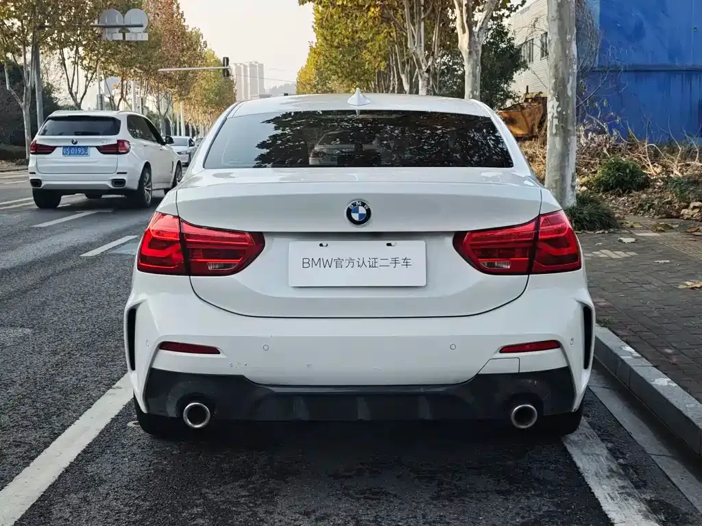 BMW 1 Series 2021 из CN, фото 9