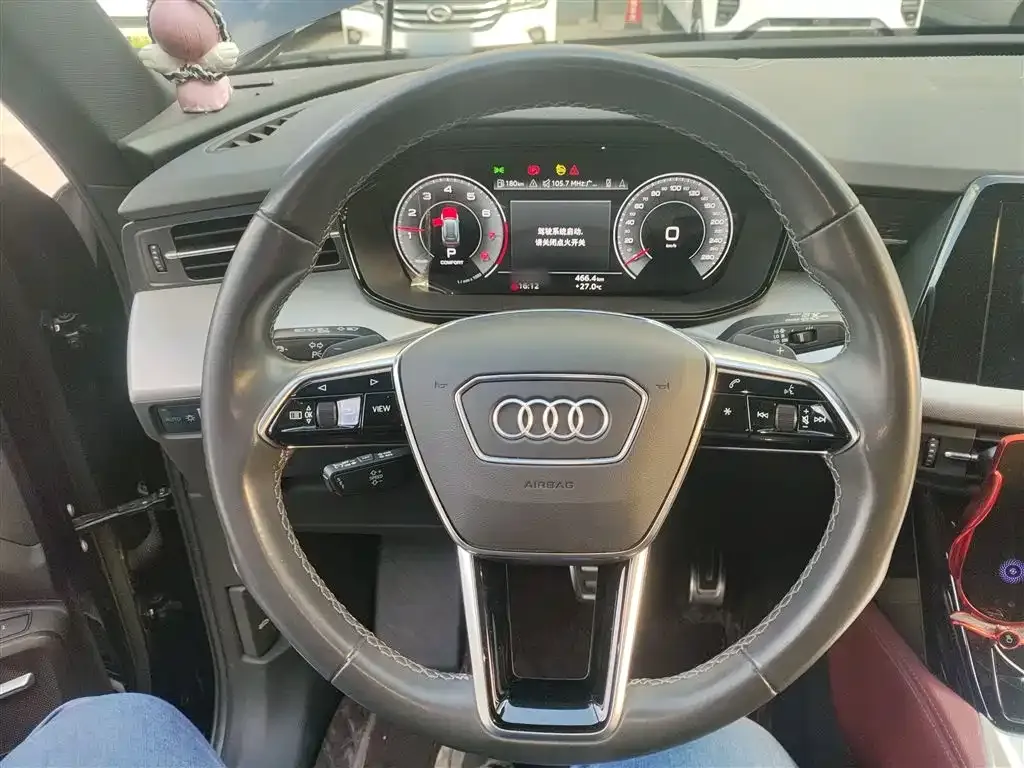 Audi Q6 2023 из CN, фото 7