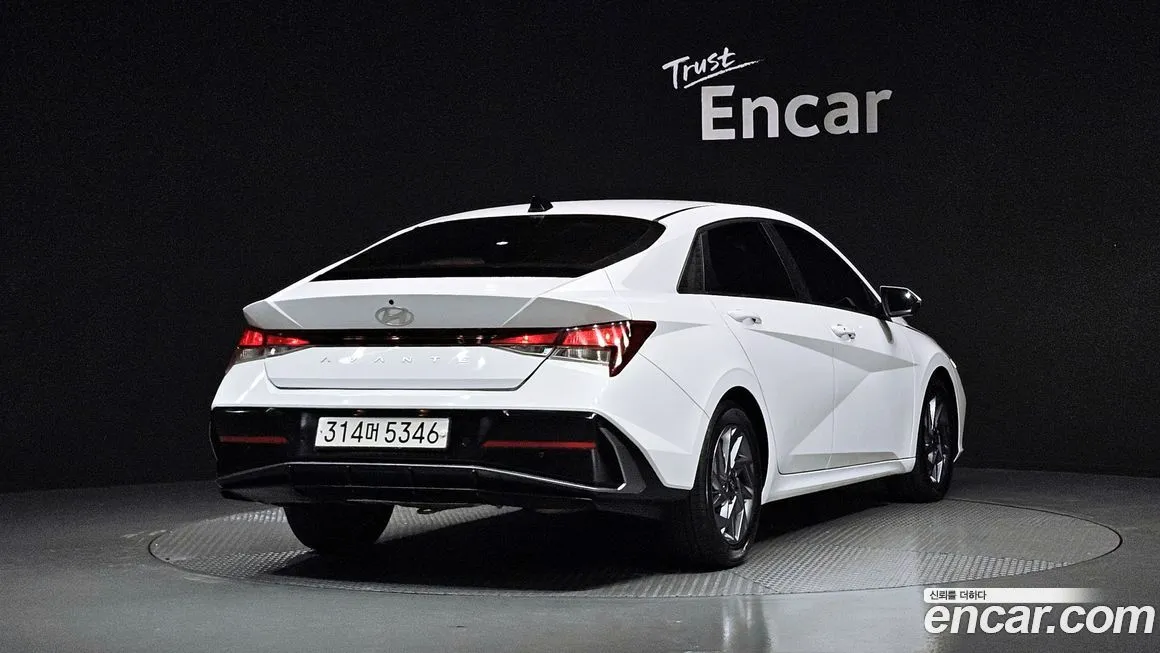 Hyundai AVANTE — фото 6