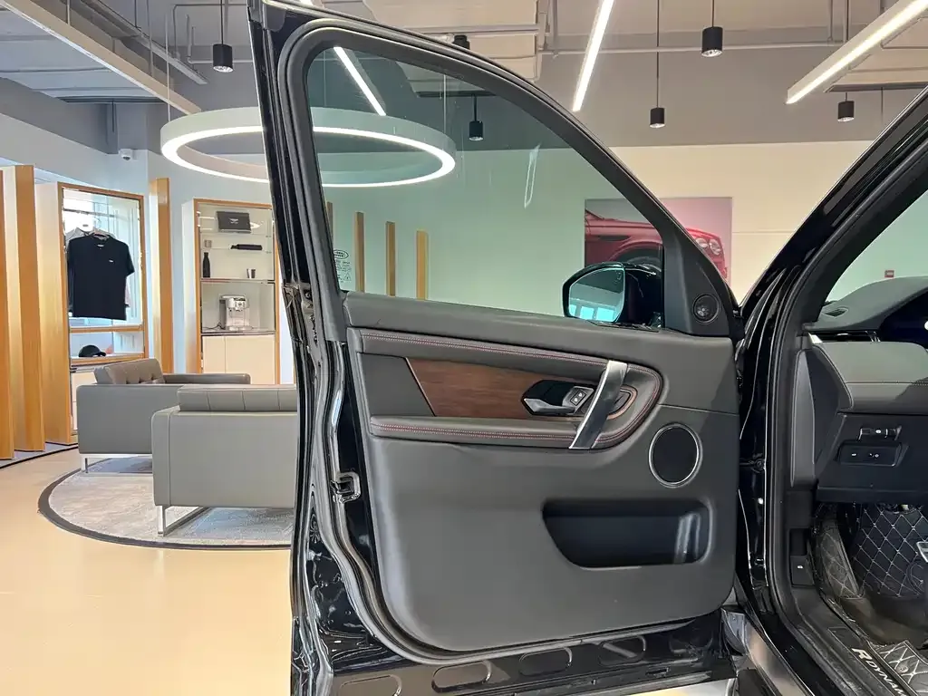 Land Rover Discovery Sport 2023 из CN, фото 7