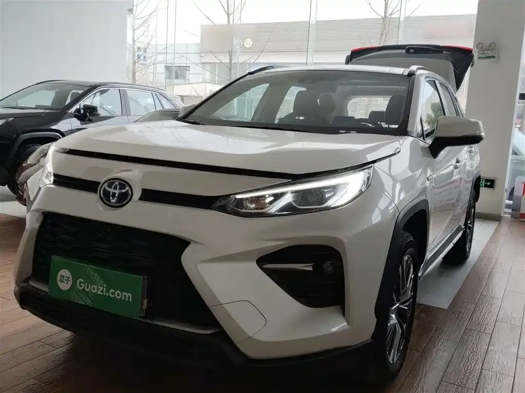 Toyota Wildlander 2023 из CN, фото 1