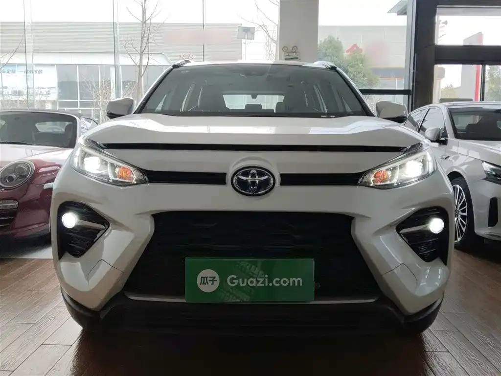 Toyota Wildlander 2023 из CN, фото 3