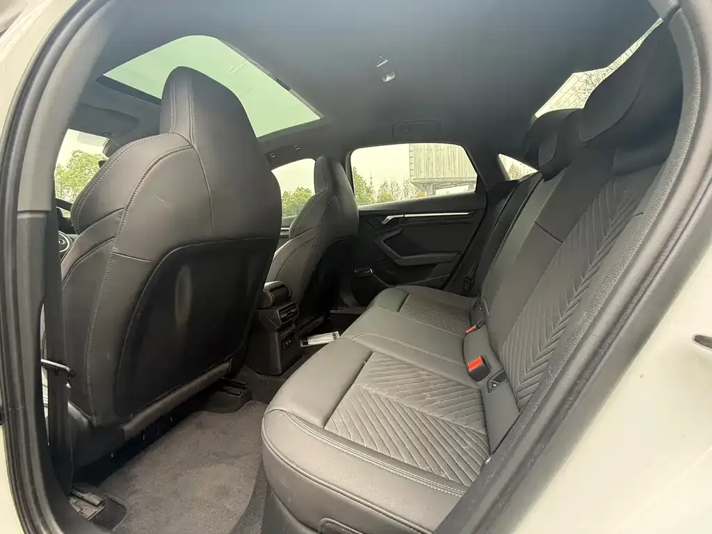 Audi A3 2021 из CN, фото 4