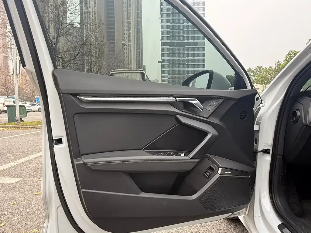 Audi A3 2021 из CN, фото 10