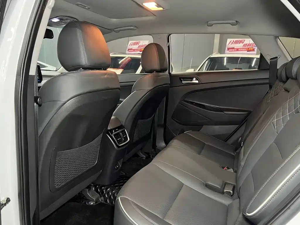 Hyundai Tucson 2021 из CN, фото 4