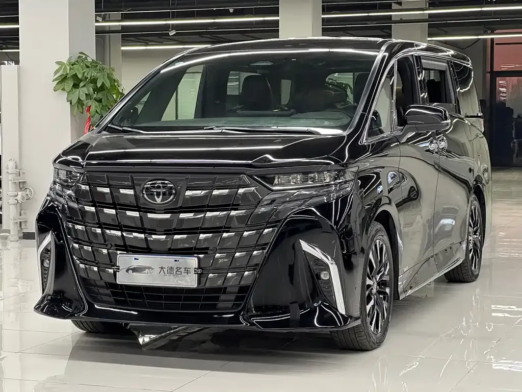 Toyota Alphard 2024 из CN, фото 1