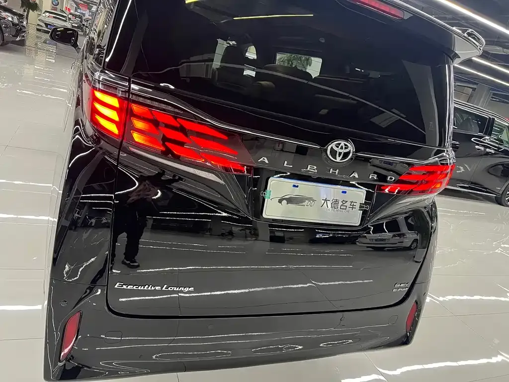 Toyota Alphard 2024 из CN, фото 7