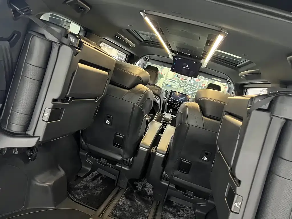 Toyota Alphard 2024 из CN, фото 6