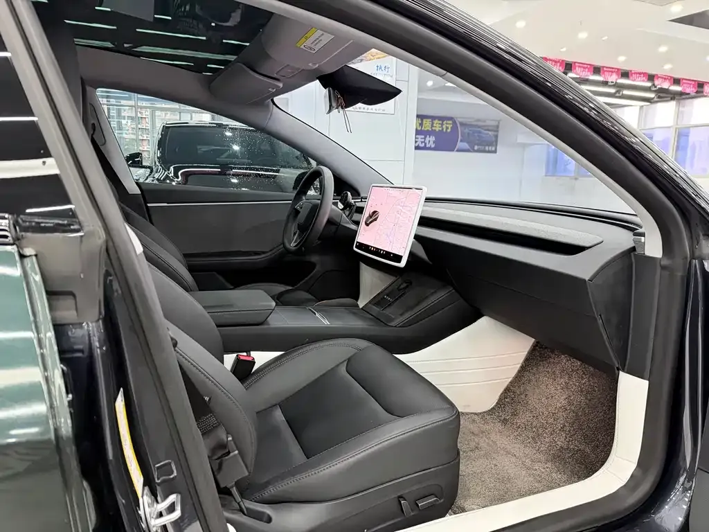 Tesla Model 3 2024 из CN, фото 4