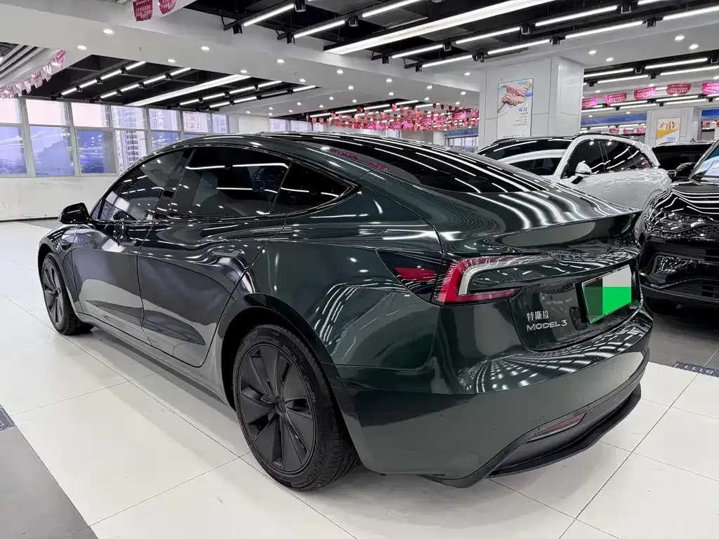 Tesla Model 3 2024 из CN, фото 3