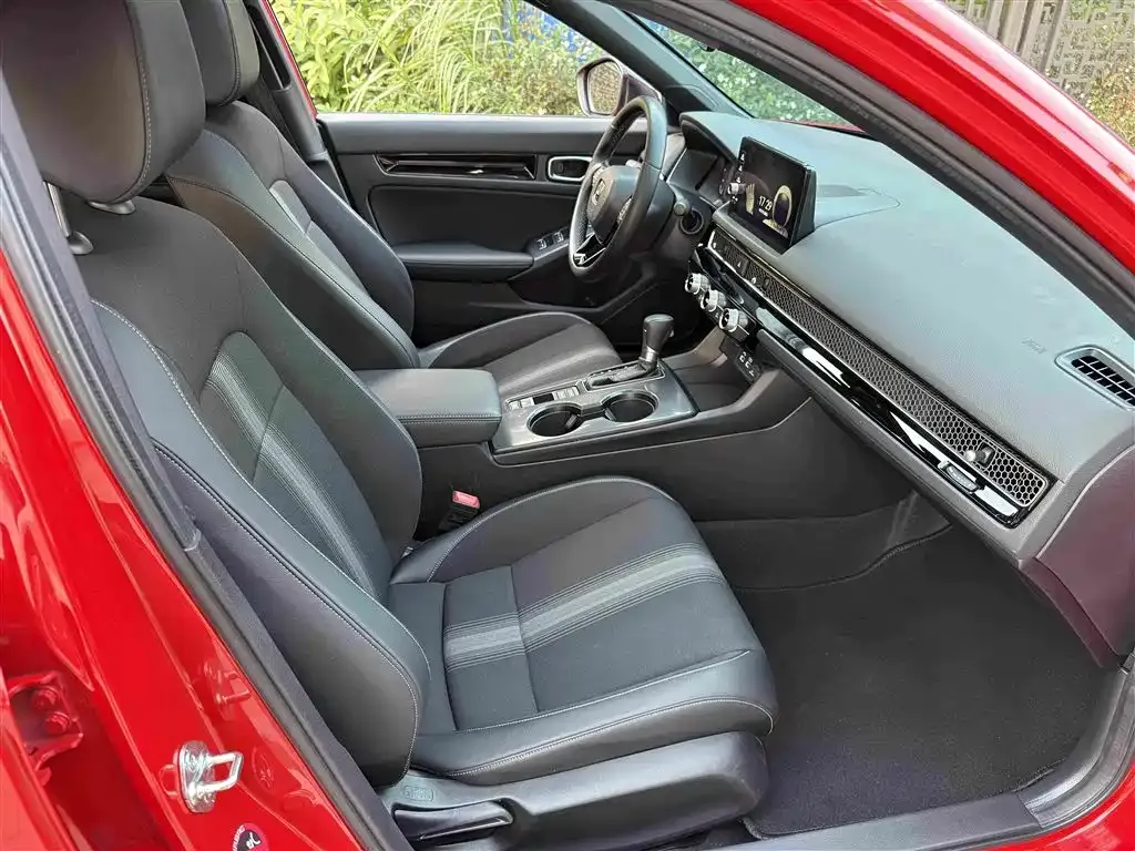 Honda Civic 2022 из CN, фото 2