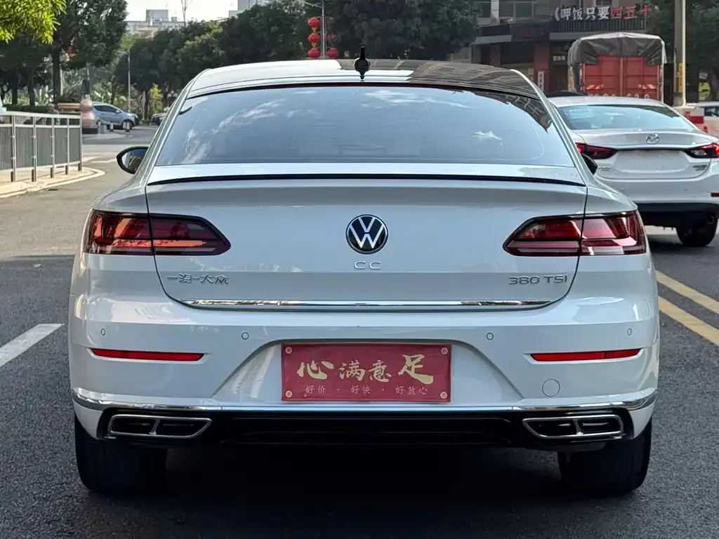 Volkswagen CC 2023 из CN, фото 3