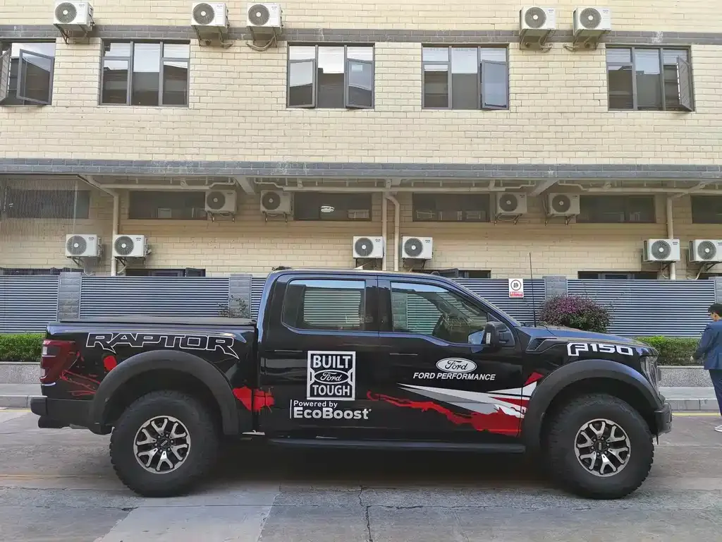 Ford F-150 Raptor — фото 7