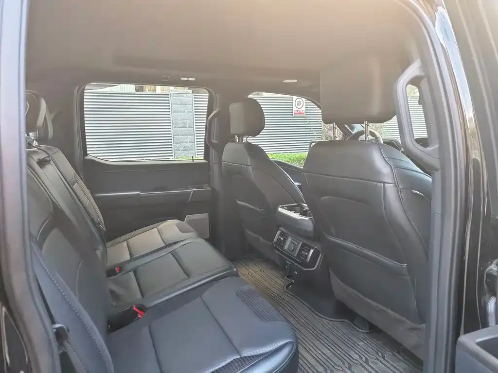 Ford F-150 Raptor — фото 2