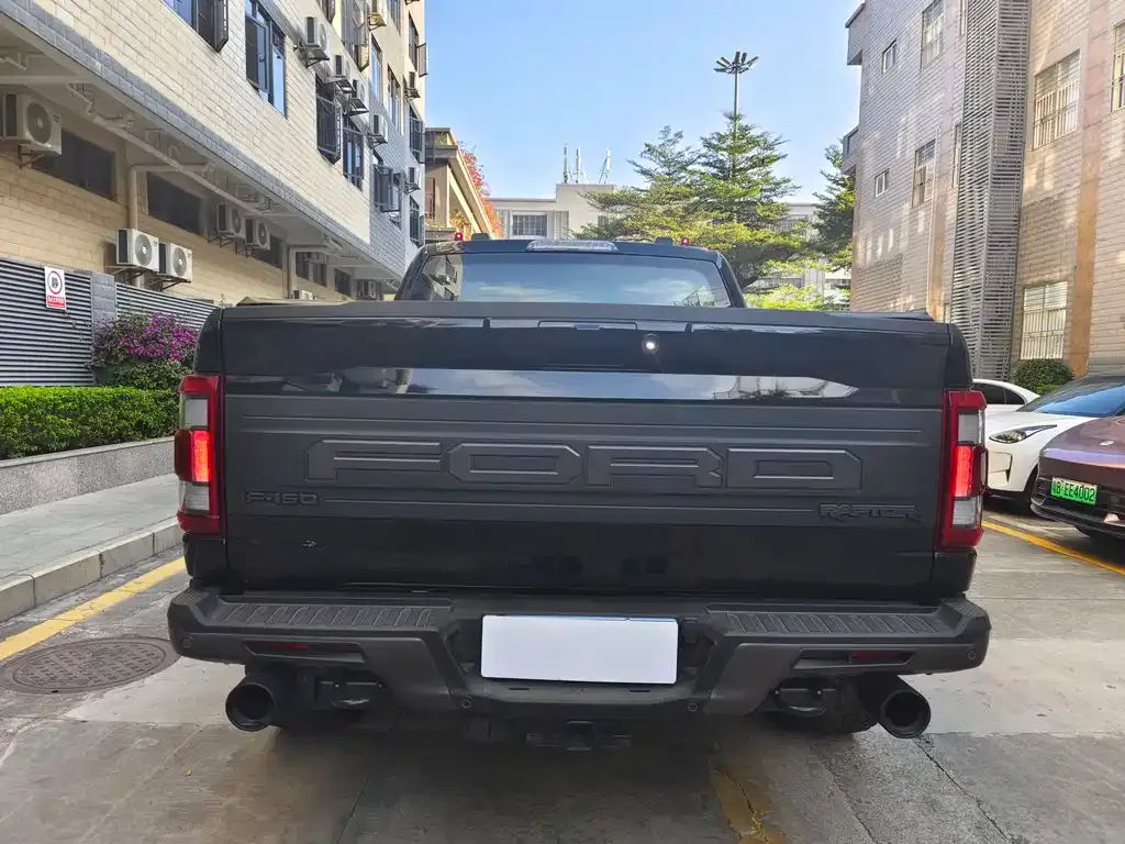 Ford F-150 Raptor — фото 6