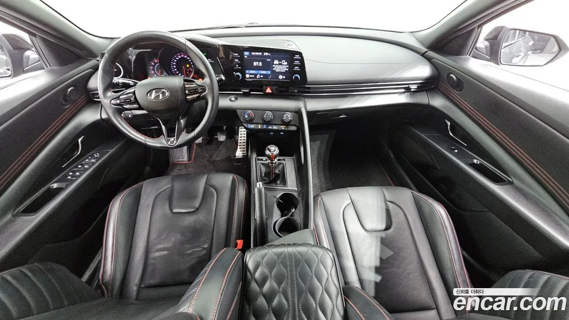Hyundai AVANTE — фото 7